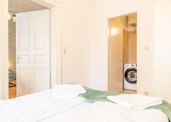Lovely 2br Next To Rennweg & Belvedere Palace * Viena