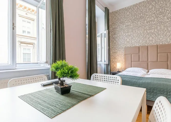 Lovely 2br Next To Rennweg & Belvedere Palace Apartamento